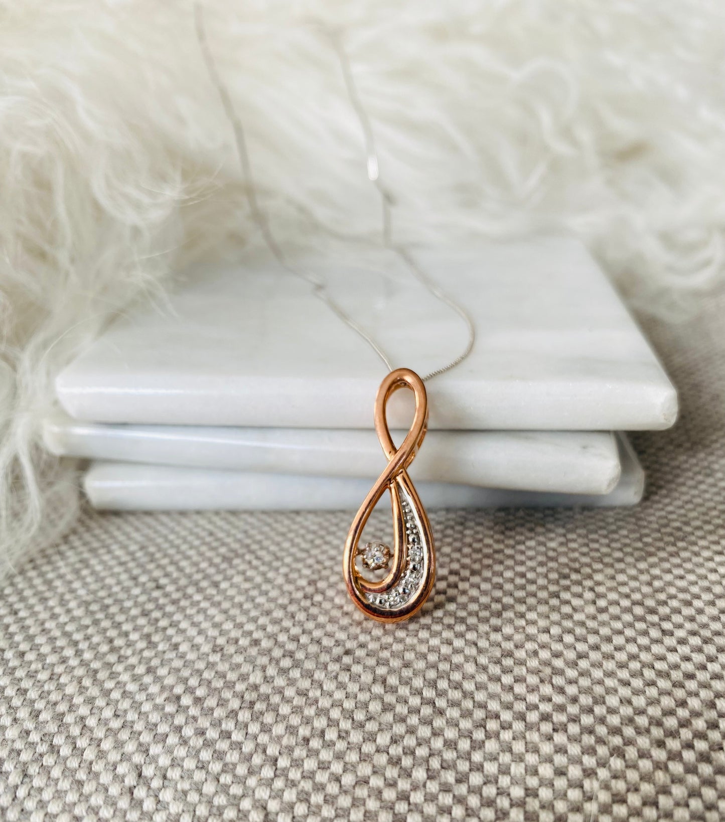 Diamond Pulse Infinity Pendant