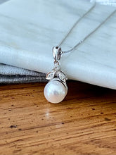 Load image into Gallery viewer, Pearl Pendant and Earring Set
