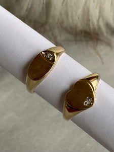 Ladies Signet Rings