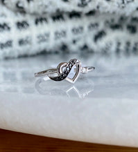 Load image into Gallery viewer, Cross My Heart Diamond Ring
