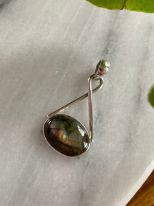 Labradorite Pendant