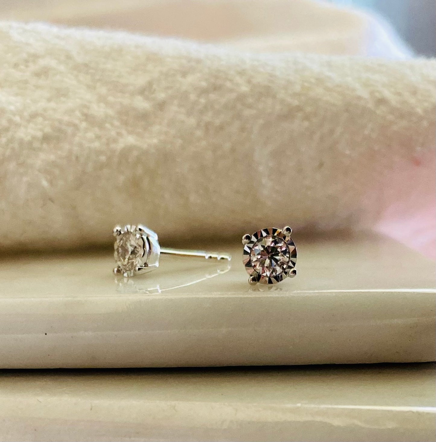 Illuminaire Diamond stud earrings