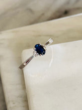 Load image into Gallery viewer, Sapphire Ring
