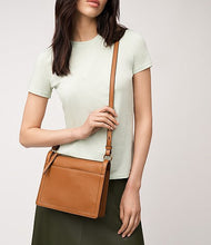 Load image into Gallery viewer, Taryn Crossbody
